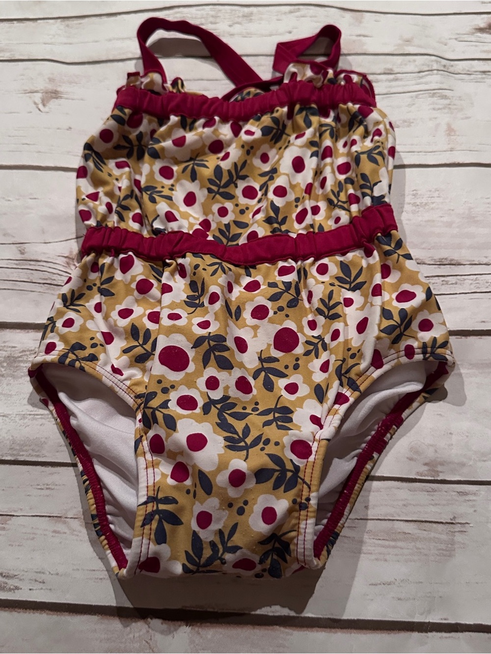 Hanna Andersson floral swimsuit fair pilling size 80